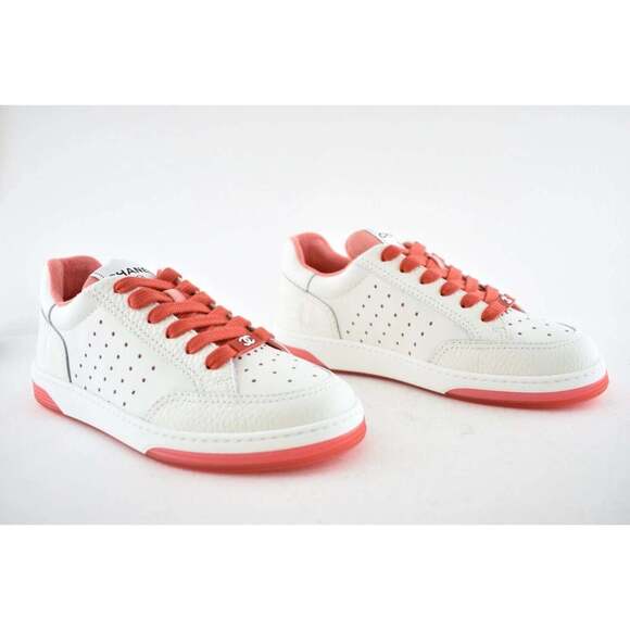 Chanel 22P White Leather Red CC Logo Flat Lace Up Tie Runner Trainer Sneaker 38 - Picture 2 of 12
